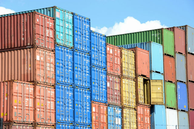 FCL vs LCL: full container load vs shared container
